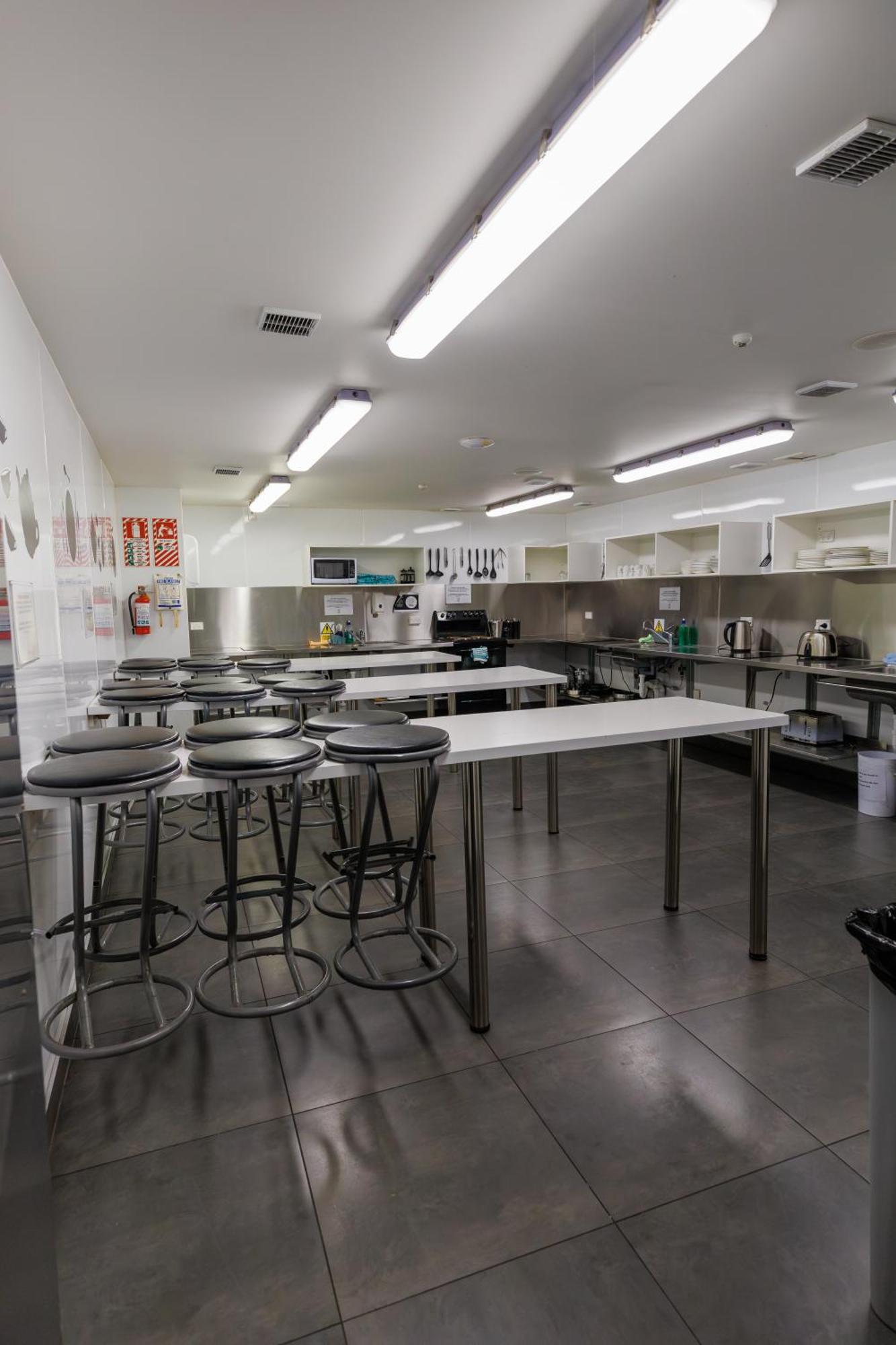 The Bealey Quarter Motel Christchurch Dış mekan fotoğraf The kitchen at the International Centre for Culinary Arts
